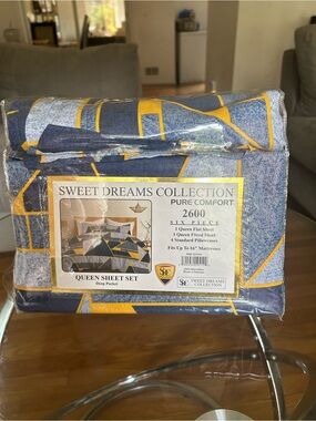Sweet Dreams Queen Sheet Set in Blue and Yellow Geometric